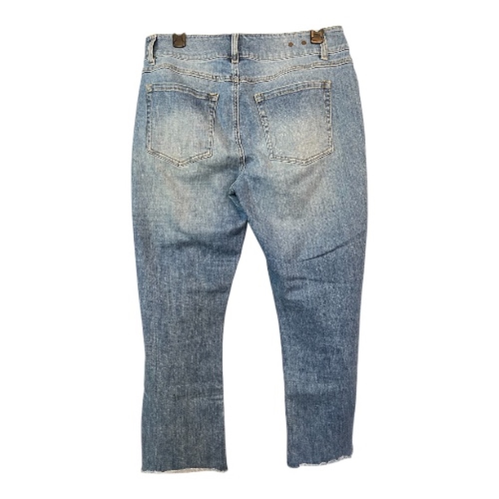 EUC Cabi hi-low crop lightly distressed blue jeans – size 10 - Picture 5 of 9